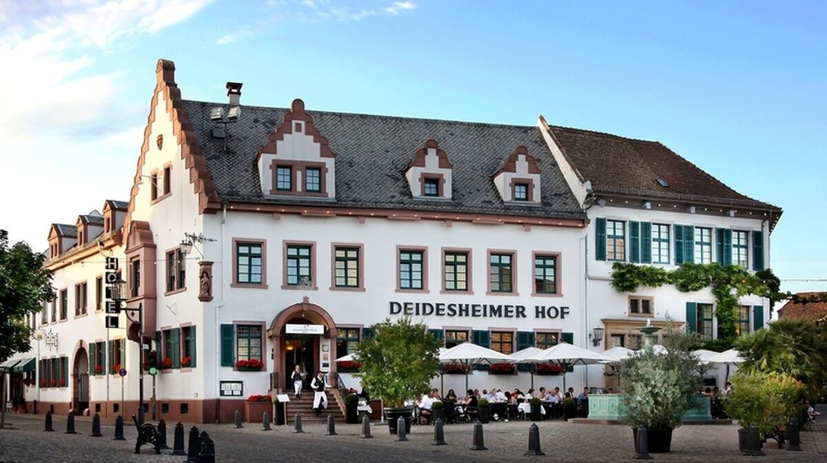 Deidesheimer Hof Exterior photo